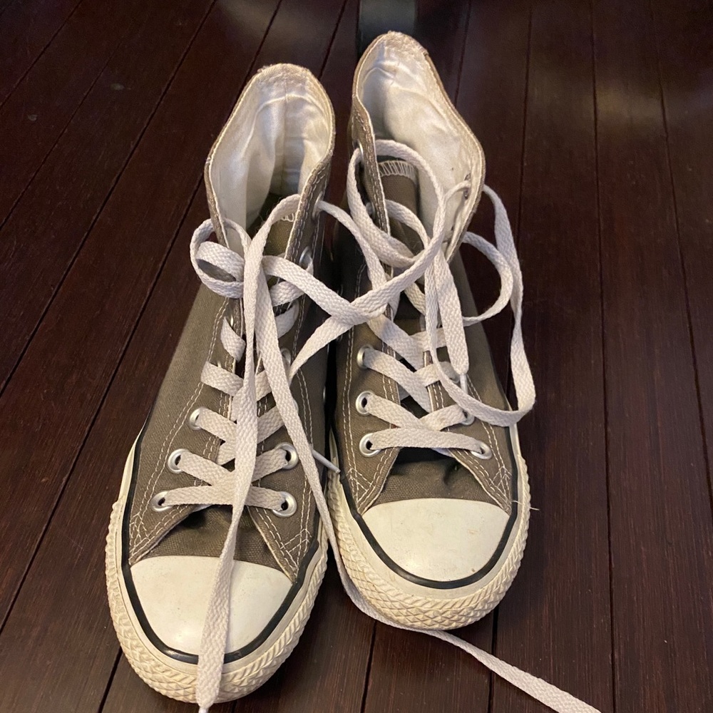 grey high top converse